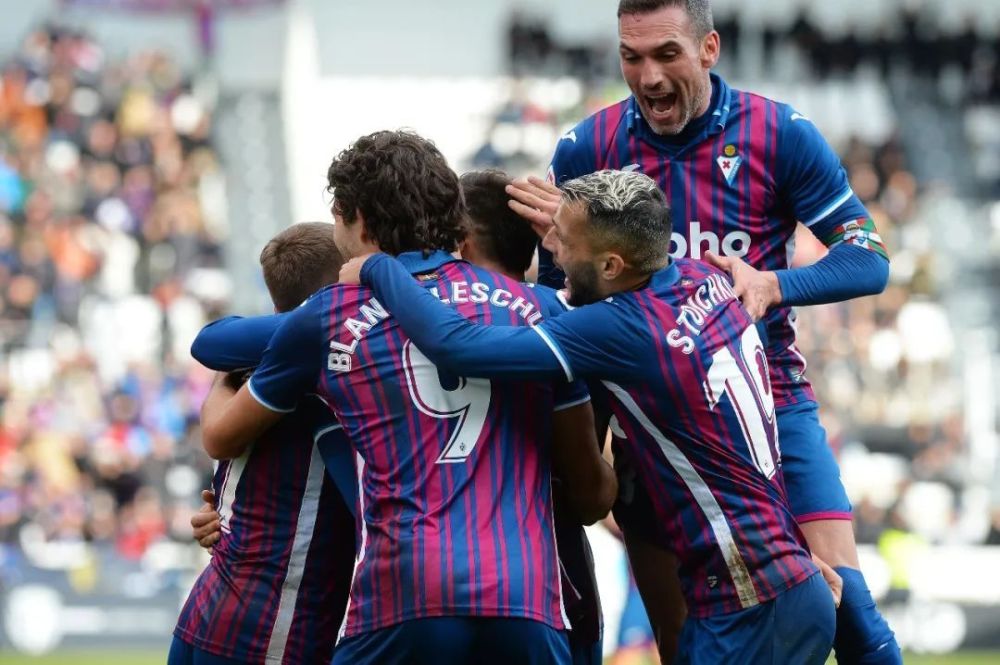 竞争和令人 竞争和令人