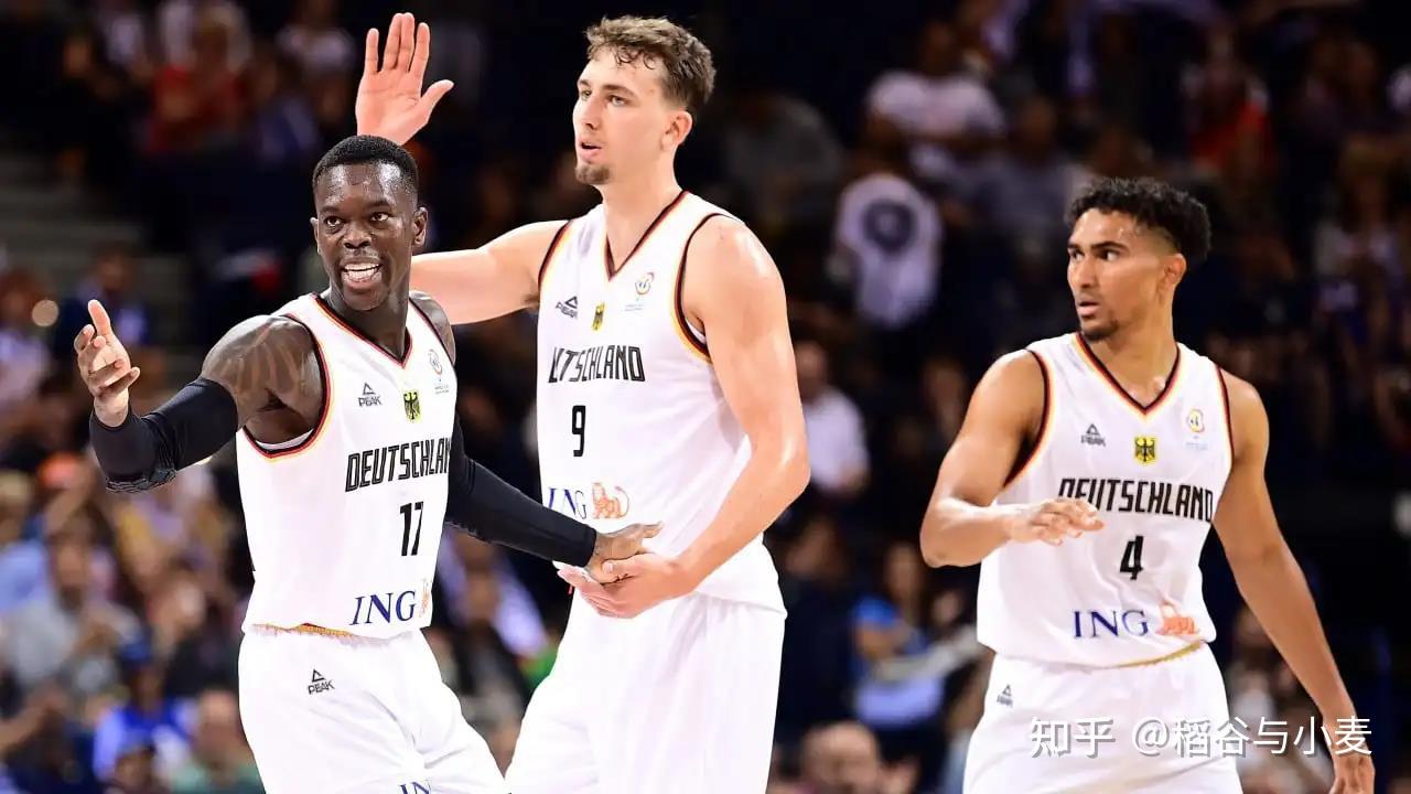 曼联球员和 曼联球员和