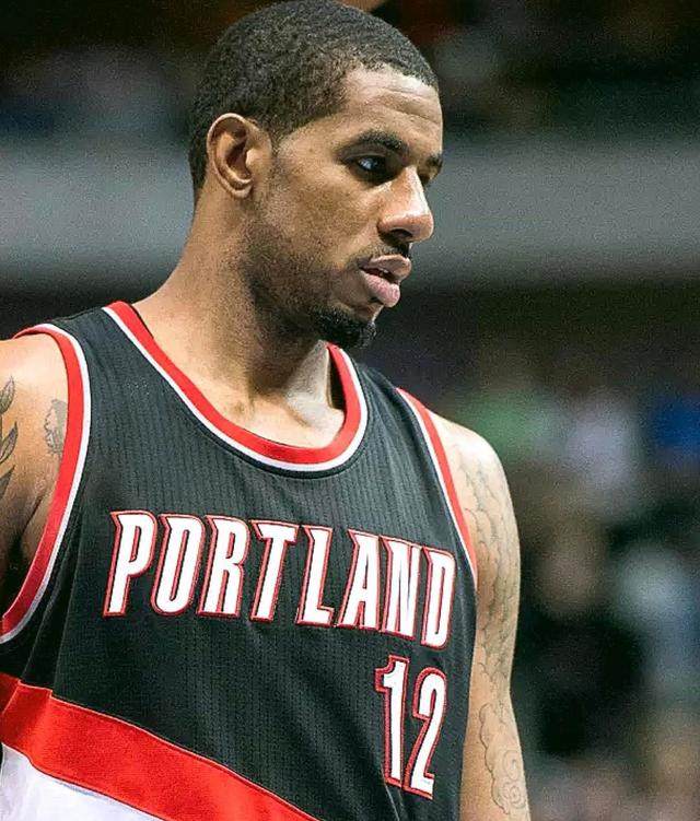 大个子逐渐 大个子逐渐