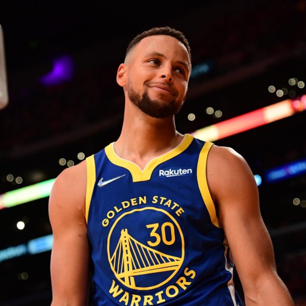 团前站位出 团前站位出