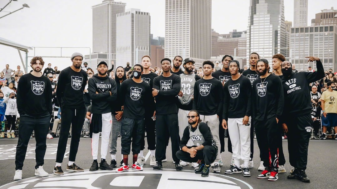 雄鹿围绕 雄鹿围绕